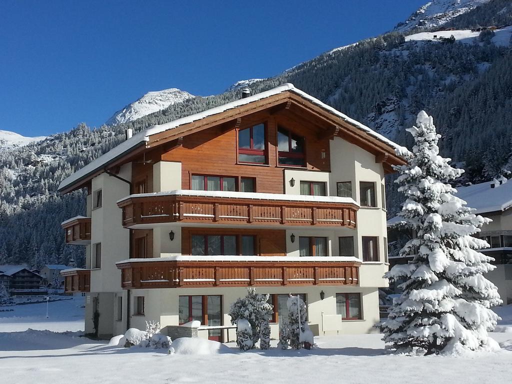 Ferienhaus Antigua Saas-Grund Exterior photo